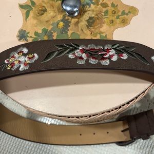 Floral Embroidered Brown Belt